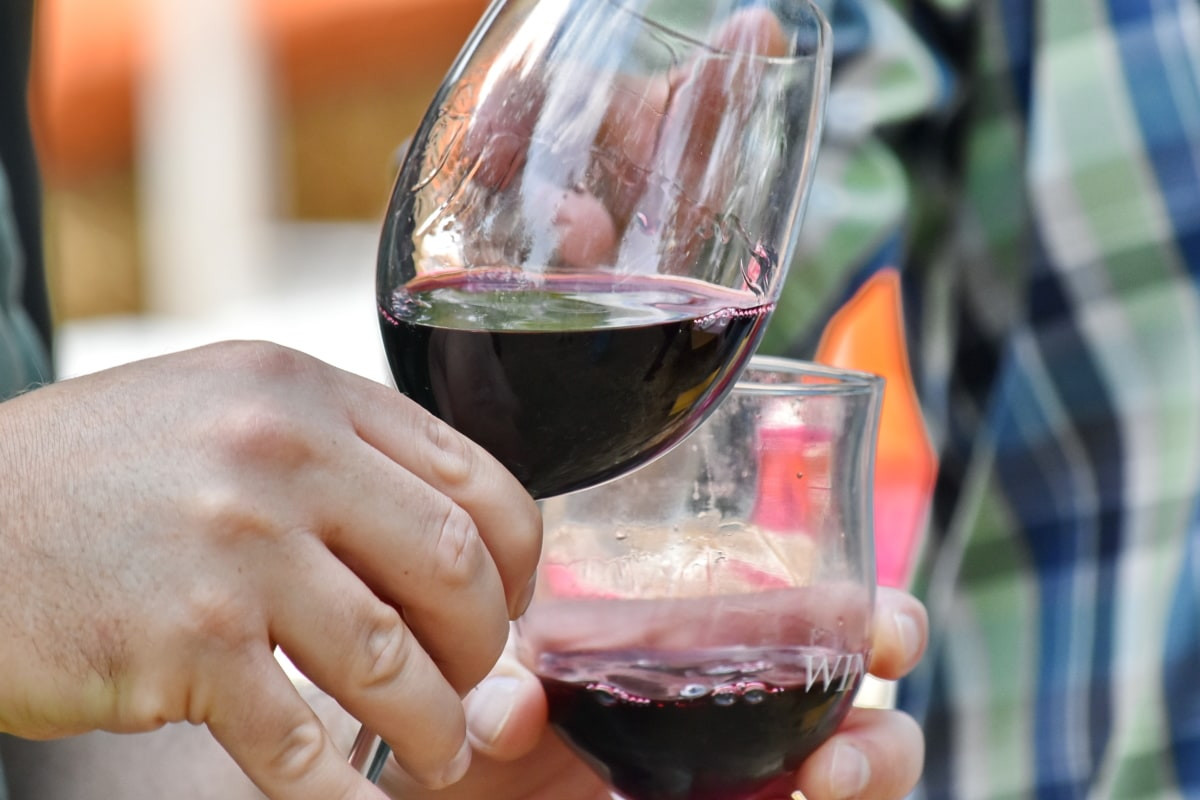  Dry January - L'interview de Valérie Paris sur l'addiction à l'alcool en Pays de la Loire