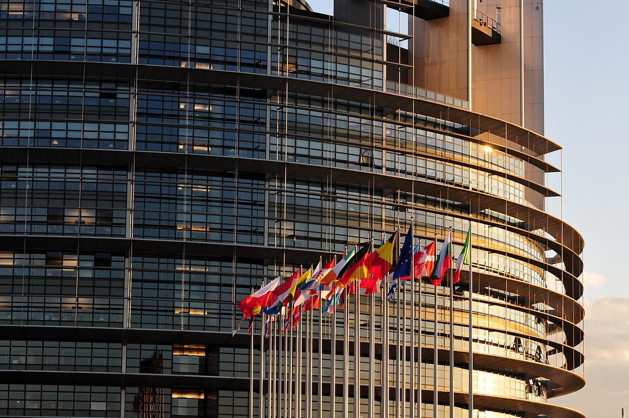 Image de couverture : Ralf Roletschek - Fahrradtechnik und Fotografie - CC-by 3.0 Parlez-m'en ! Histoire(s) et vie du Parlement européen de Strasbourg