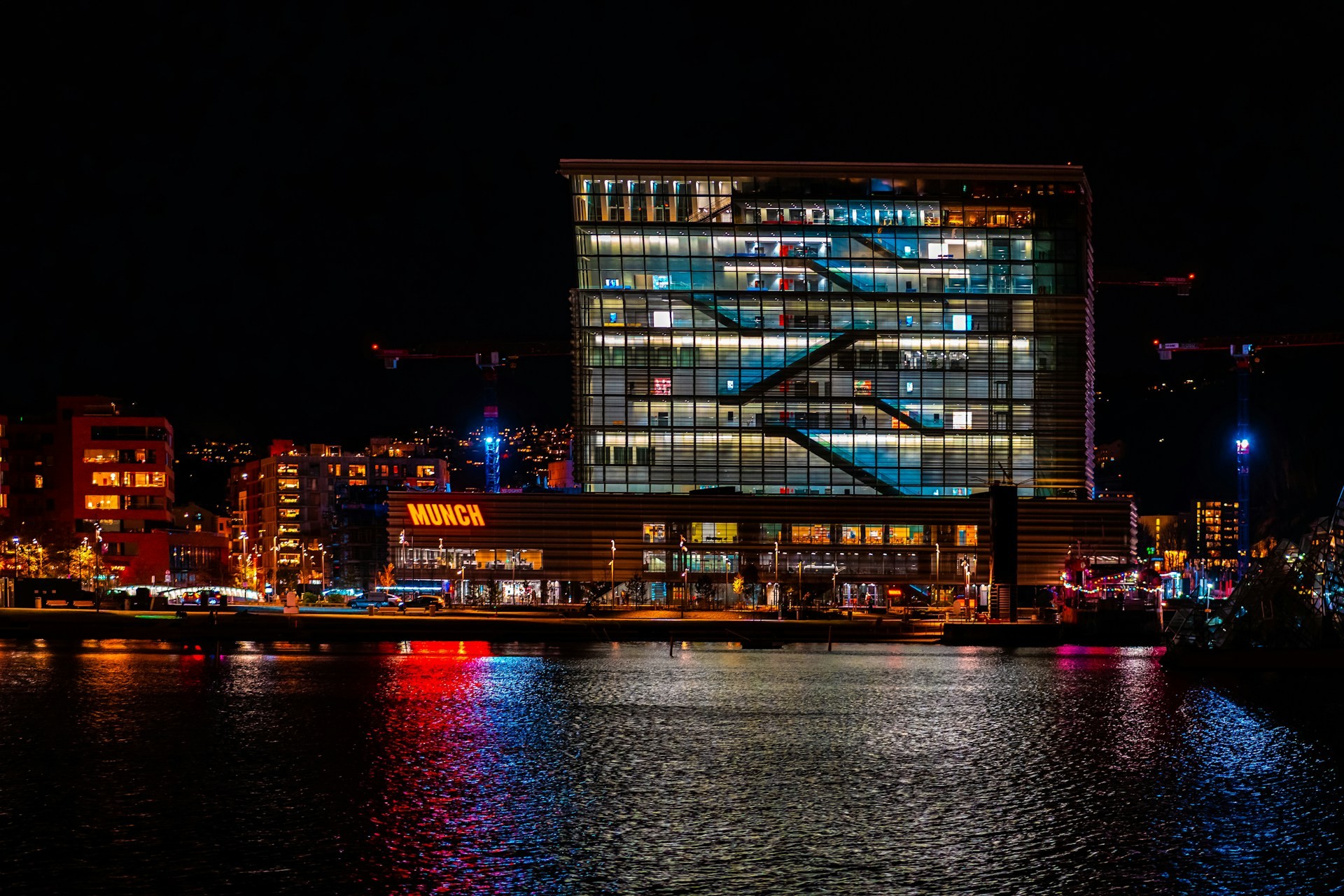 Oslo : Nordic lights, smart lighting