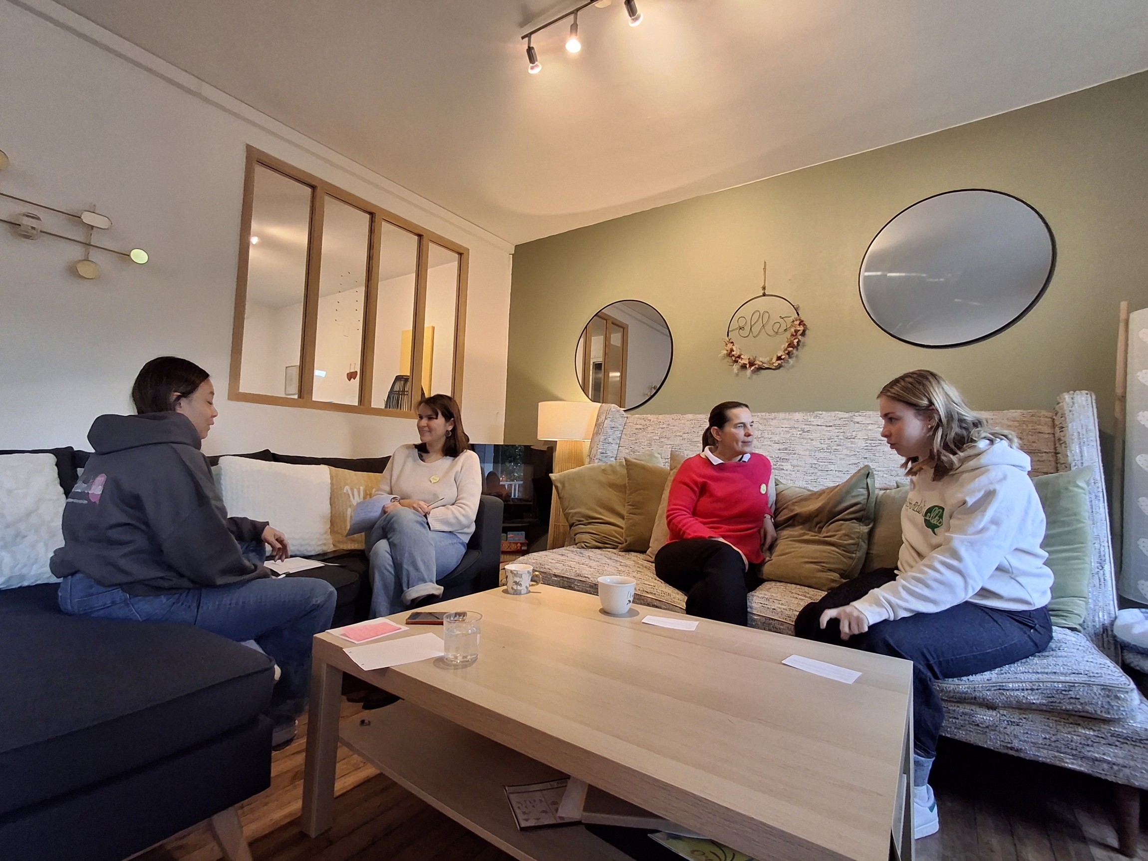 Providenti'elles: solidarité et bienveillance en non-mixité