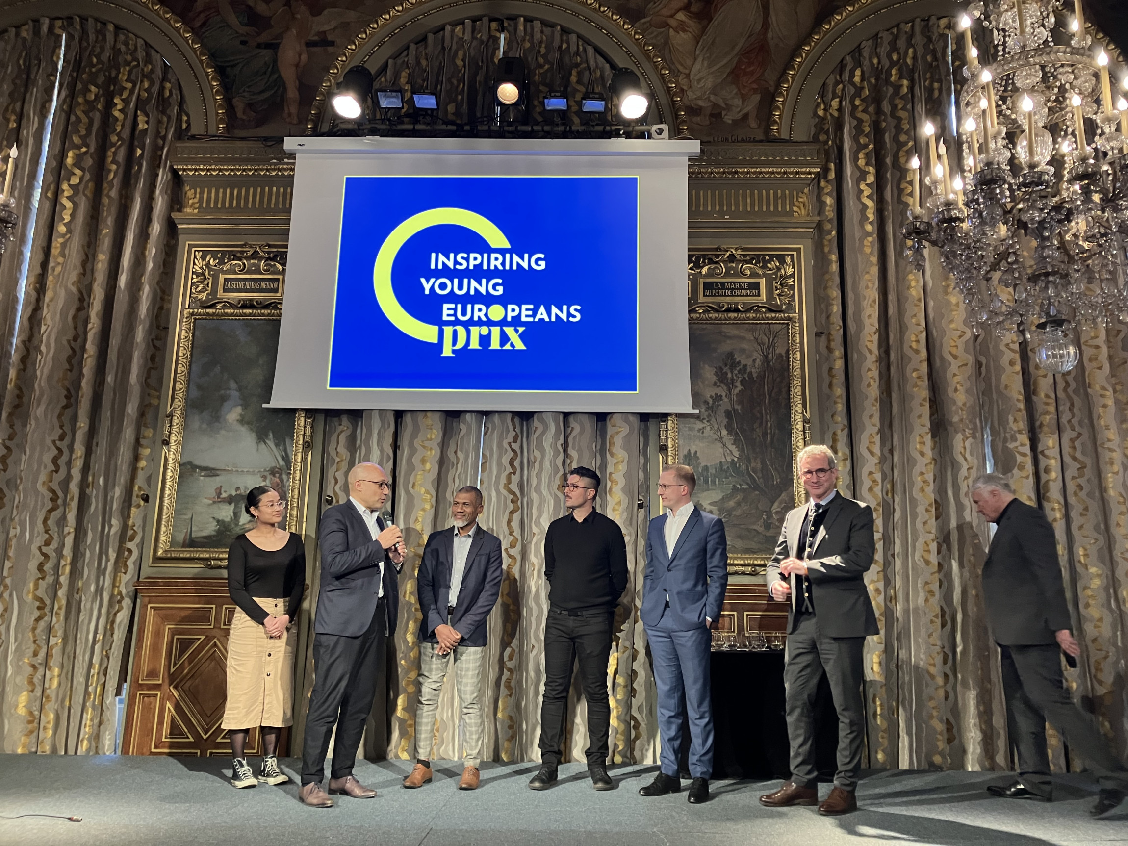le-prix-inspiring-young-europeans-r-compense-l-engagement-europ-en